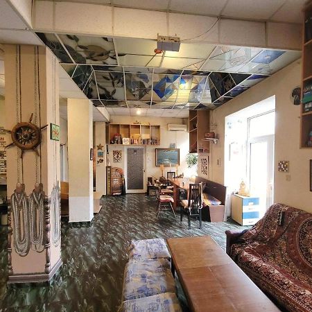 Yo Ho Hostel Varna ภายนอก รูปภาพ