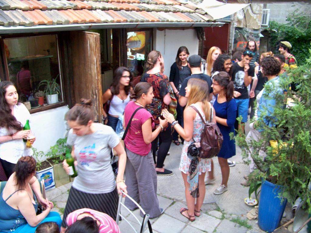 Yo Ho Hostel Varna ภายนอก รูปภาพ