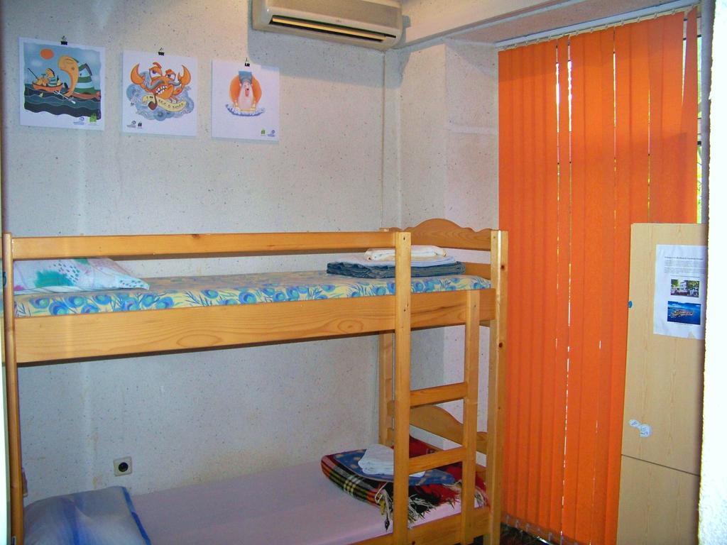 Yo Ho Hostel Varna ภายนอก รูปภาพ