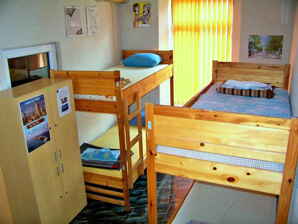 Yo Ho Hostel Varna ภายนอก รูปภาพ